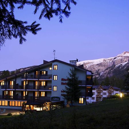 Hotel Alaska Фольгарида Екстер'єр фото